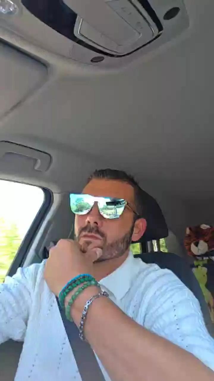 Cicciolino23 from Cam4