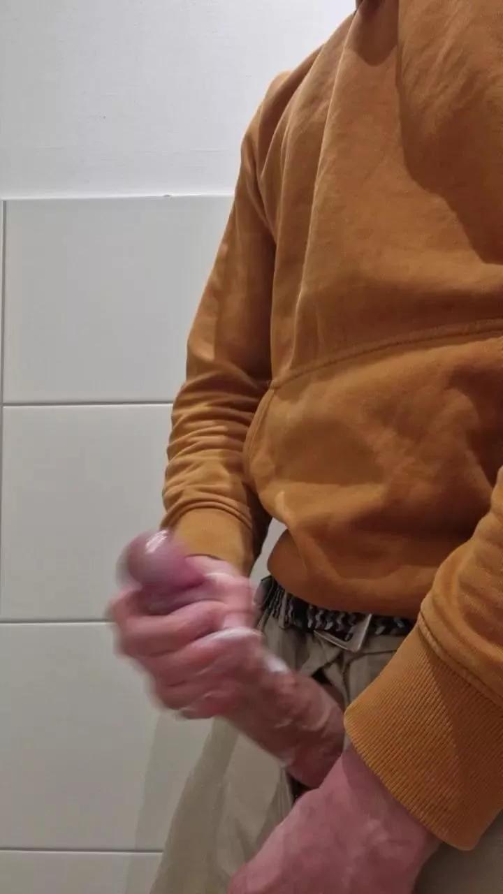 Cumhardboy03