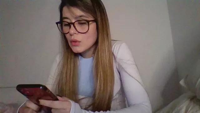 Devilbabi from Cam4 is Freechat