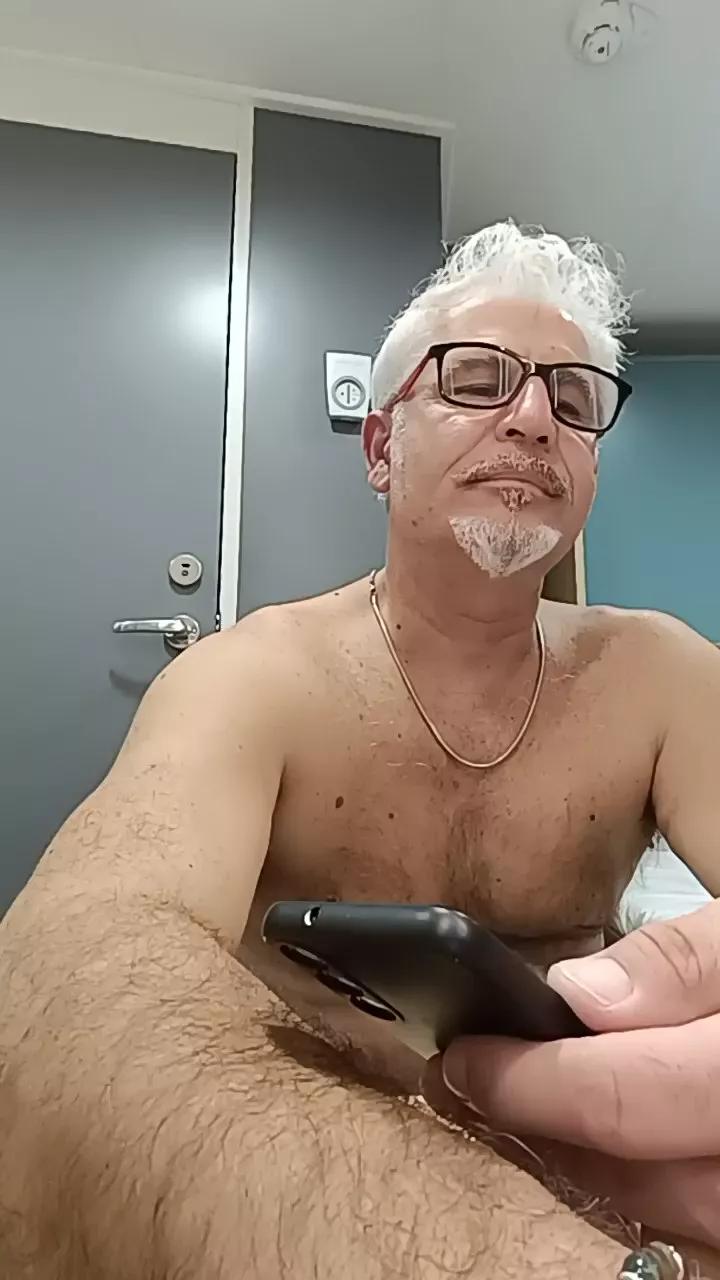 donopiacere from Cam4
