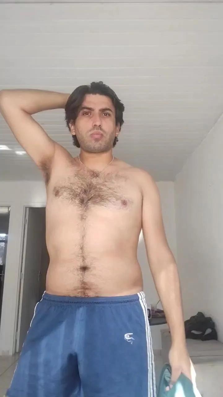 Eliashotfun webcams show profile image 