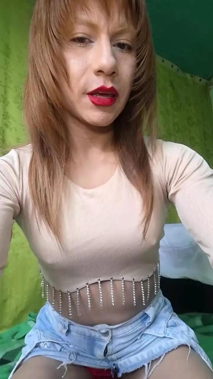 Evehampy from Cam4