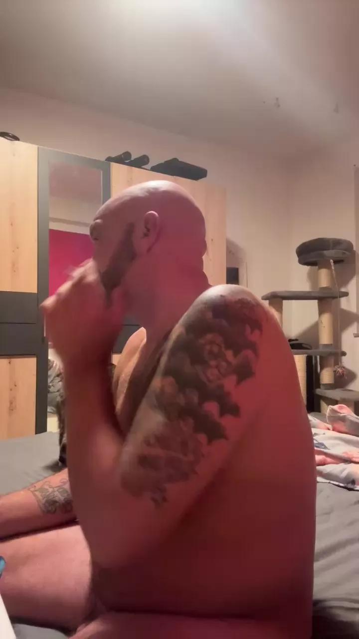 Hotti00 from Cam4