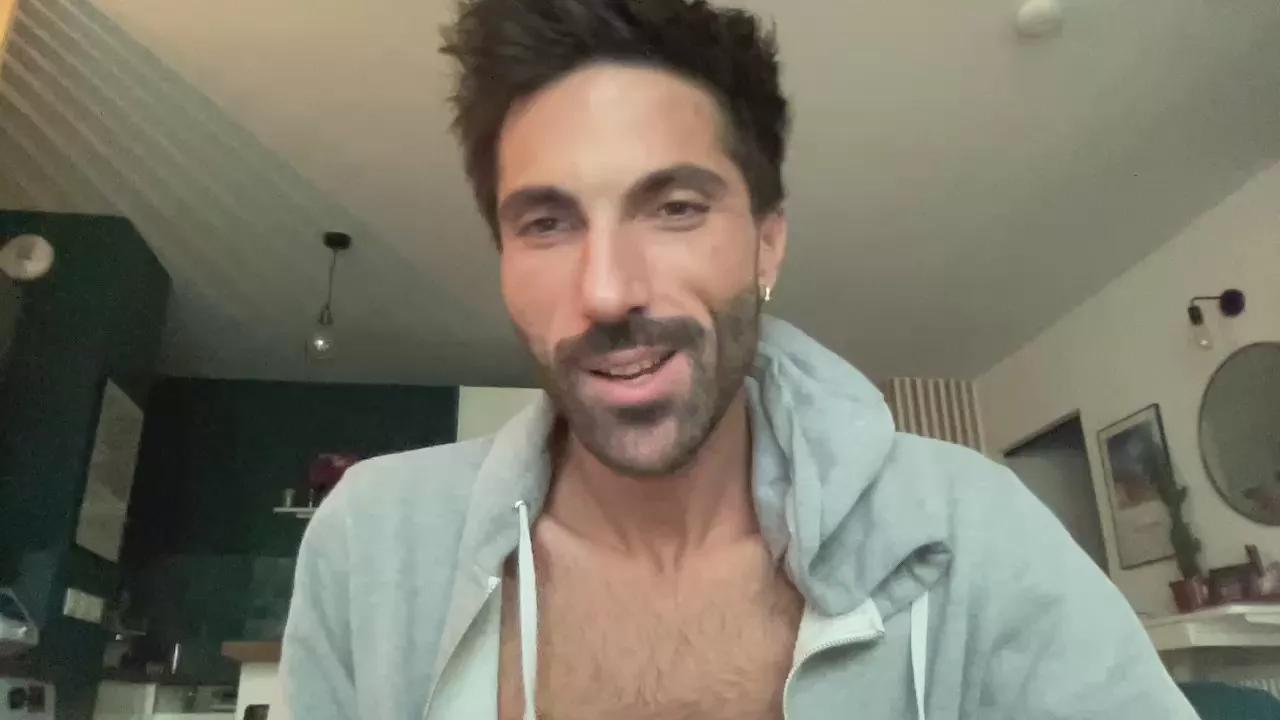 KiinkyBtm from Cam4
