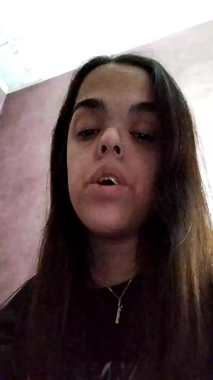 Littleegirl69 from Cam4