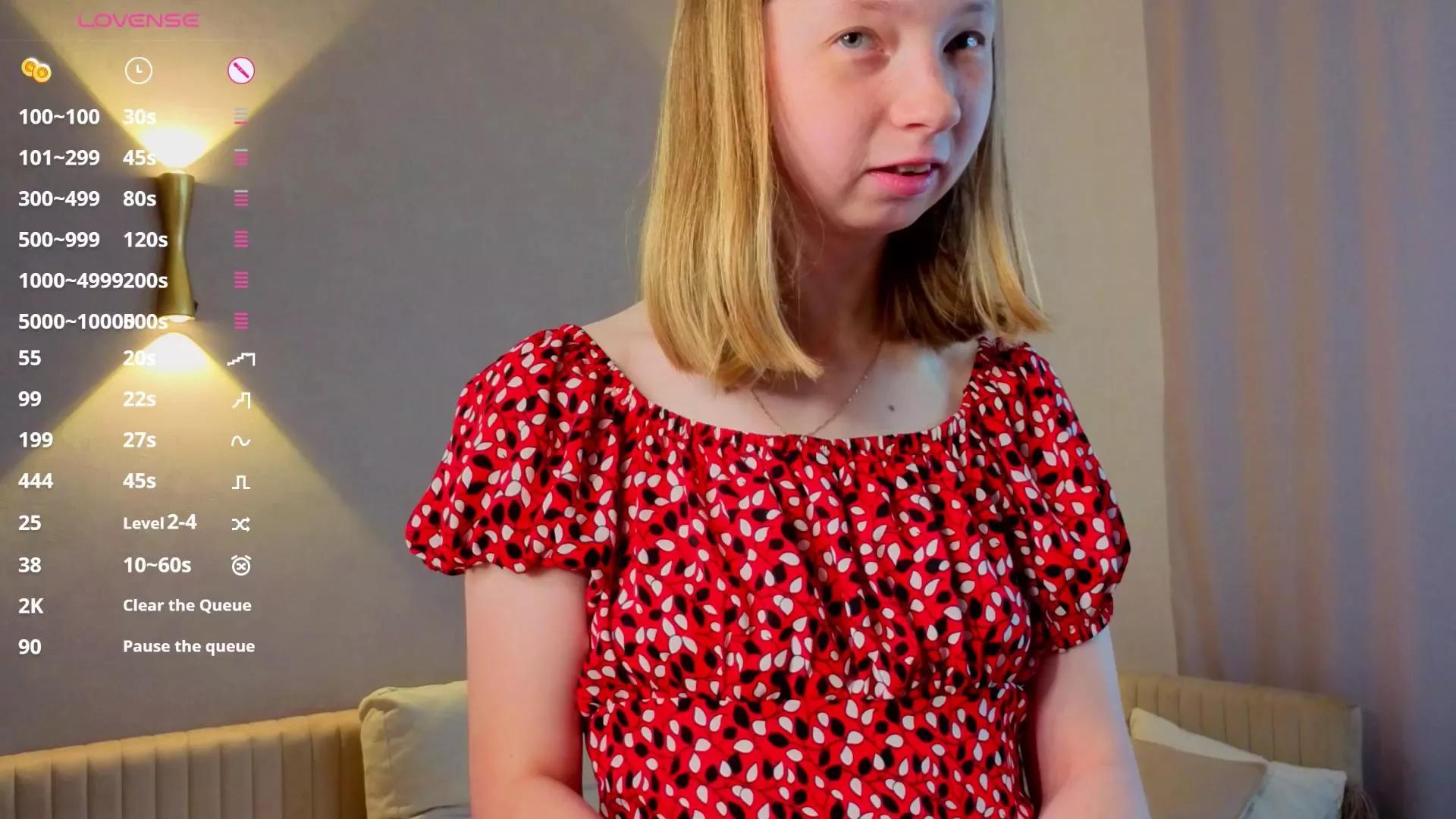 LuluLight from Cam4