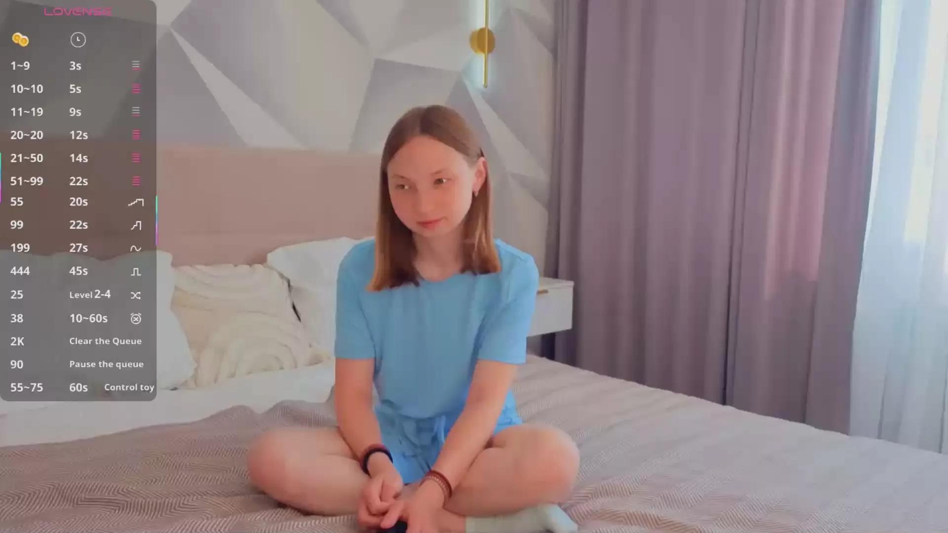 LuluLight from Cam4