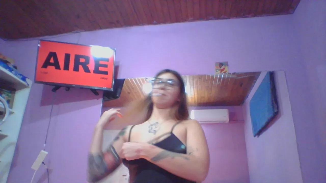 Luschannen from Cam4 is Freechat