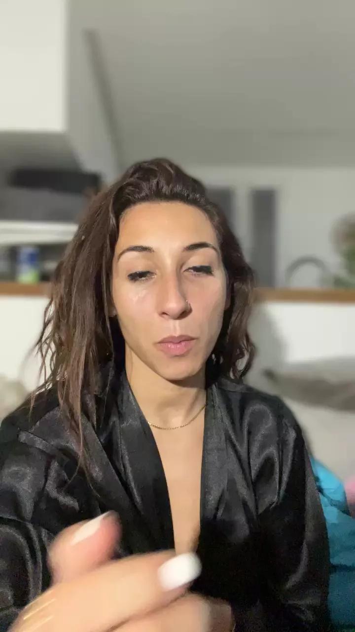 Lyly_laurensaa from Cam4