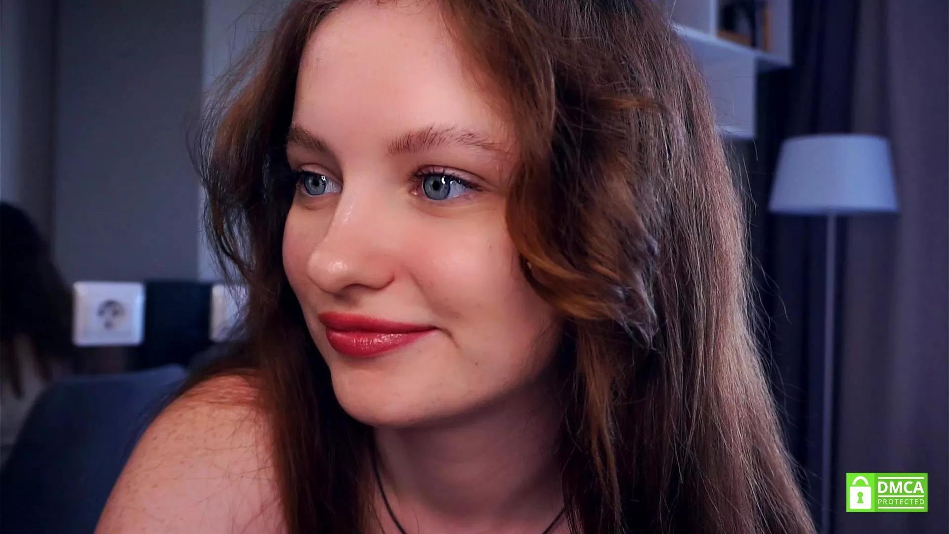LynnaByrd from Cam4