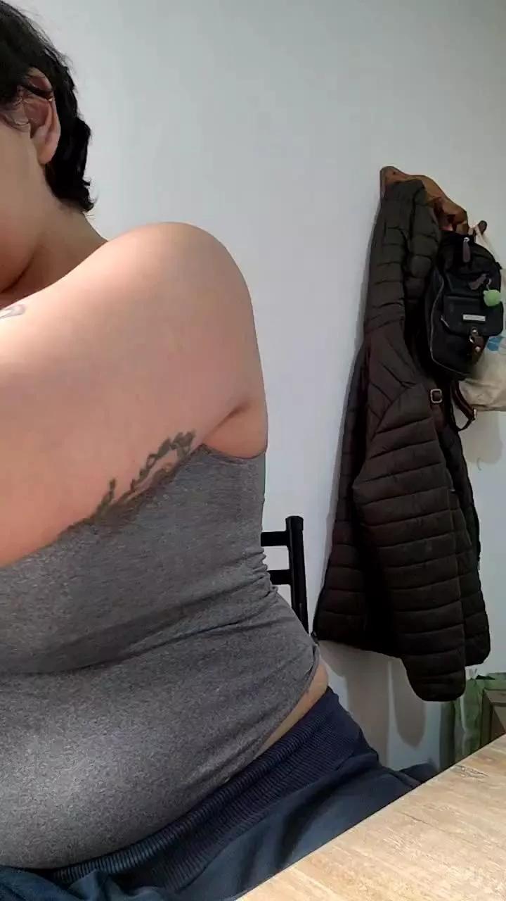 Maggie_d0ll from Cam4