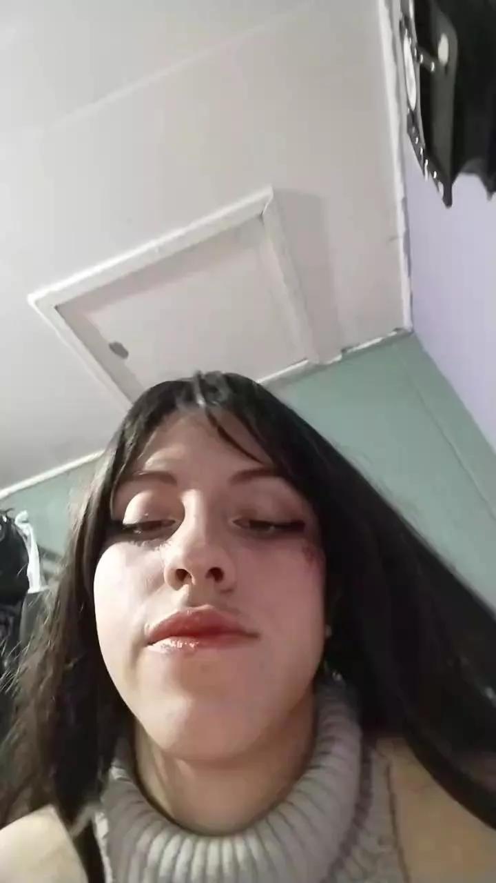 maitemiauu from Cam4 is Freechat