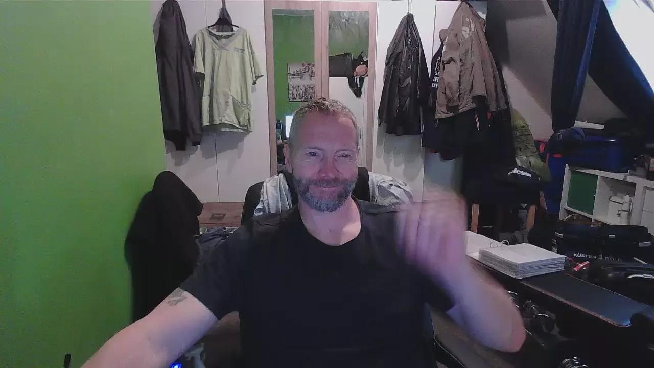 Mannfredfick from Cam4