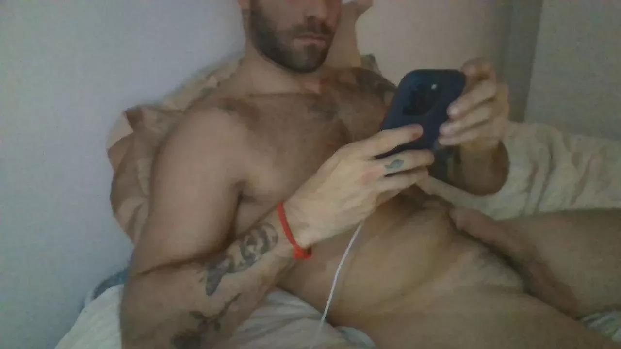 Mascararoja from Cam4