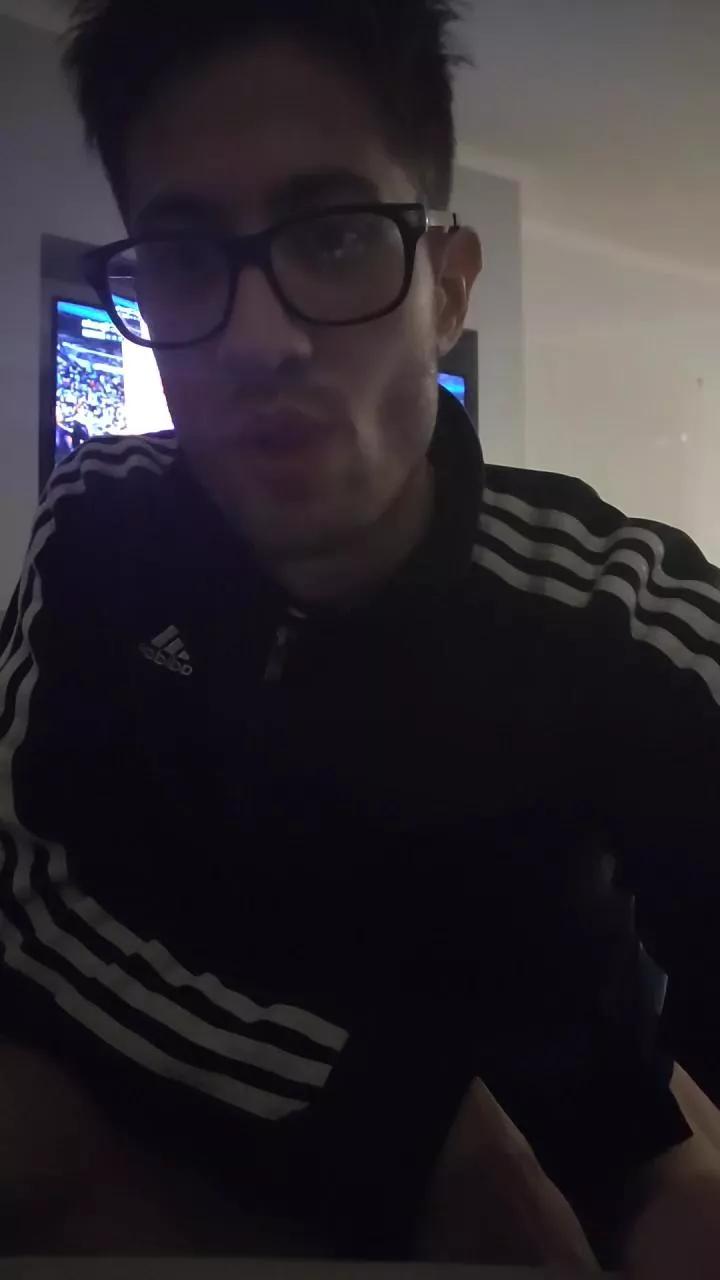 Massimoassx webcams show profile image 