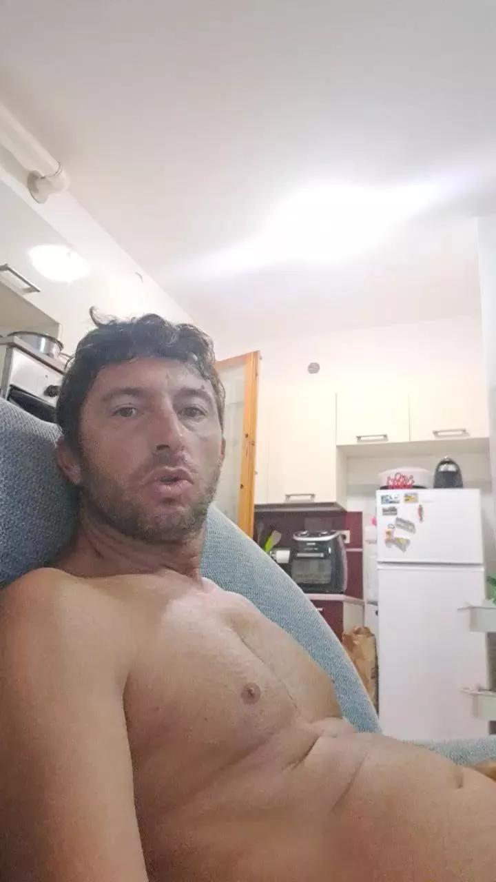 Mirko290180 from Cam4 is Freechat