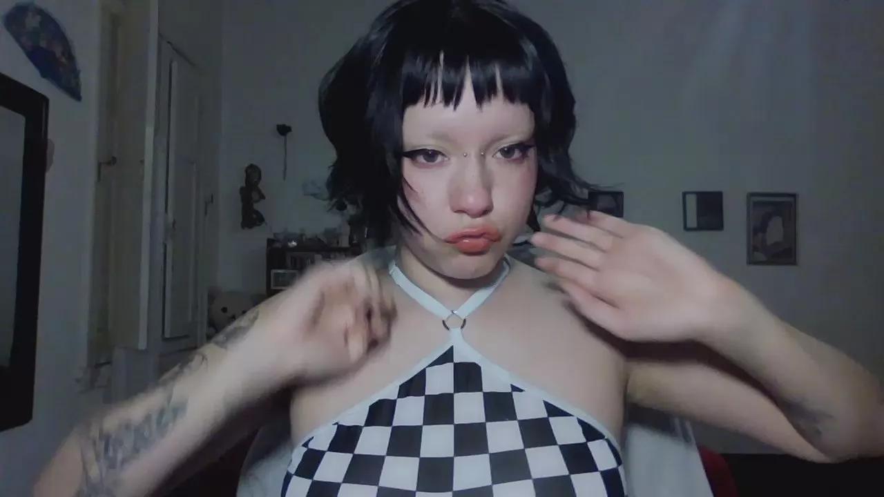 ninfula from Cam4
