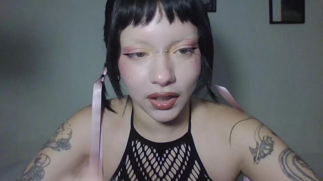 ninfula from Cam4