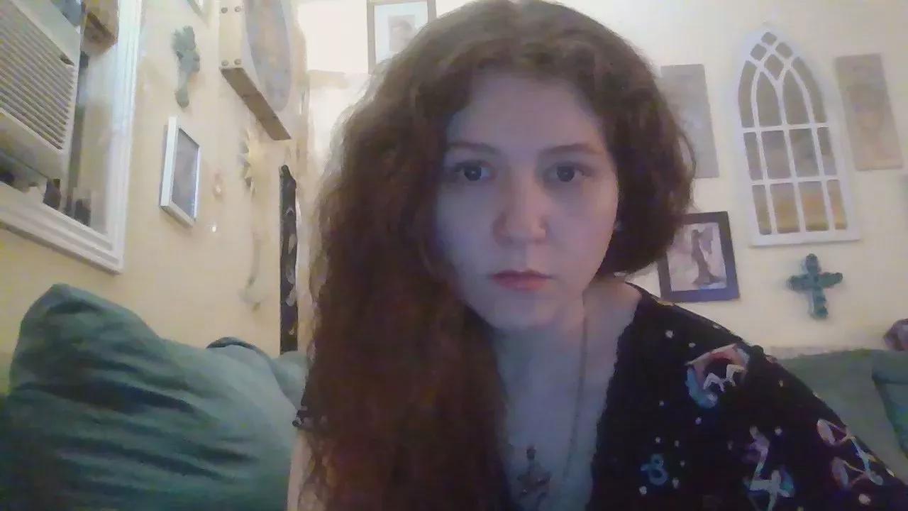 QueenCrimson from Cam4