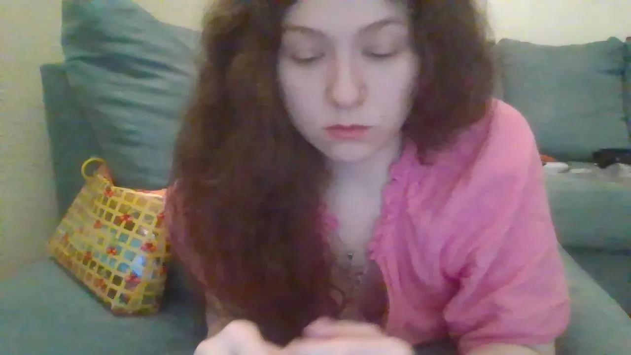 QueenCrimson from Cam4