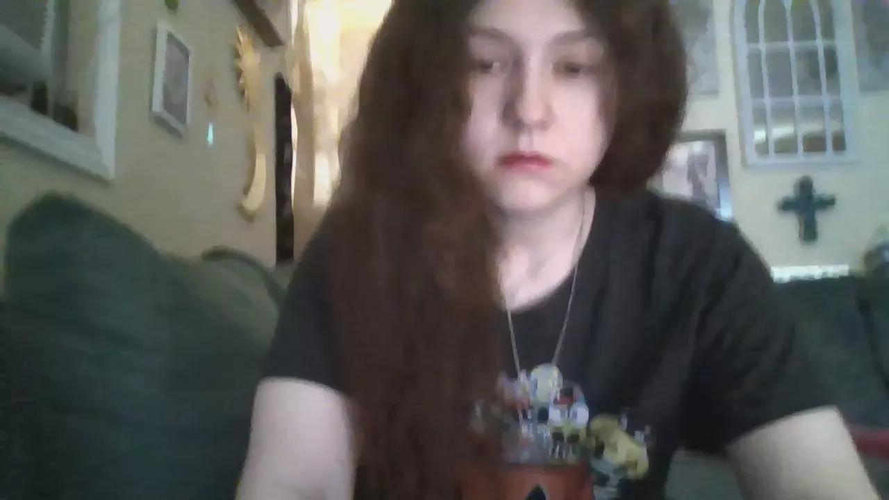 QueenCrimson from Cam4