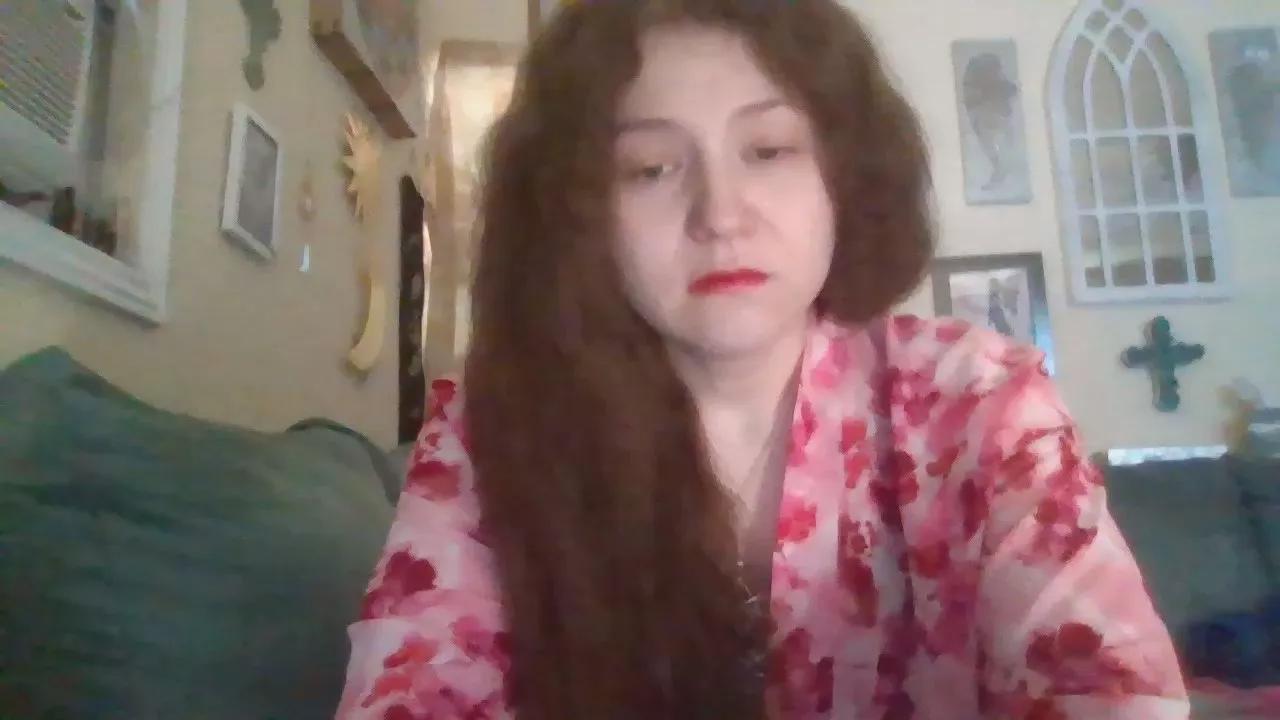 QueenCrimson from Cam4