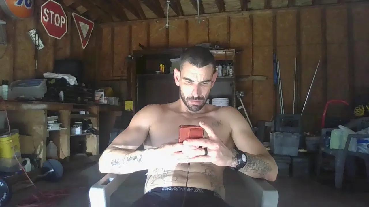 Robnster99 from Cam4