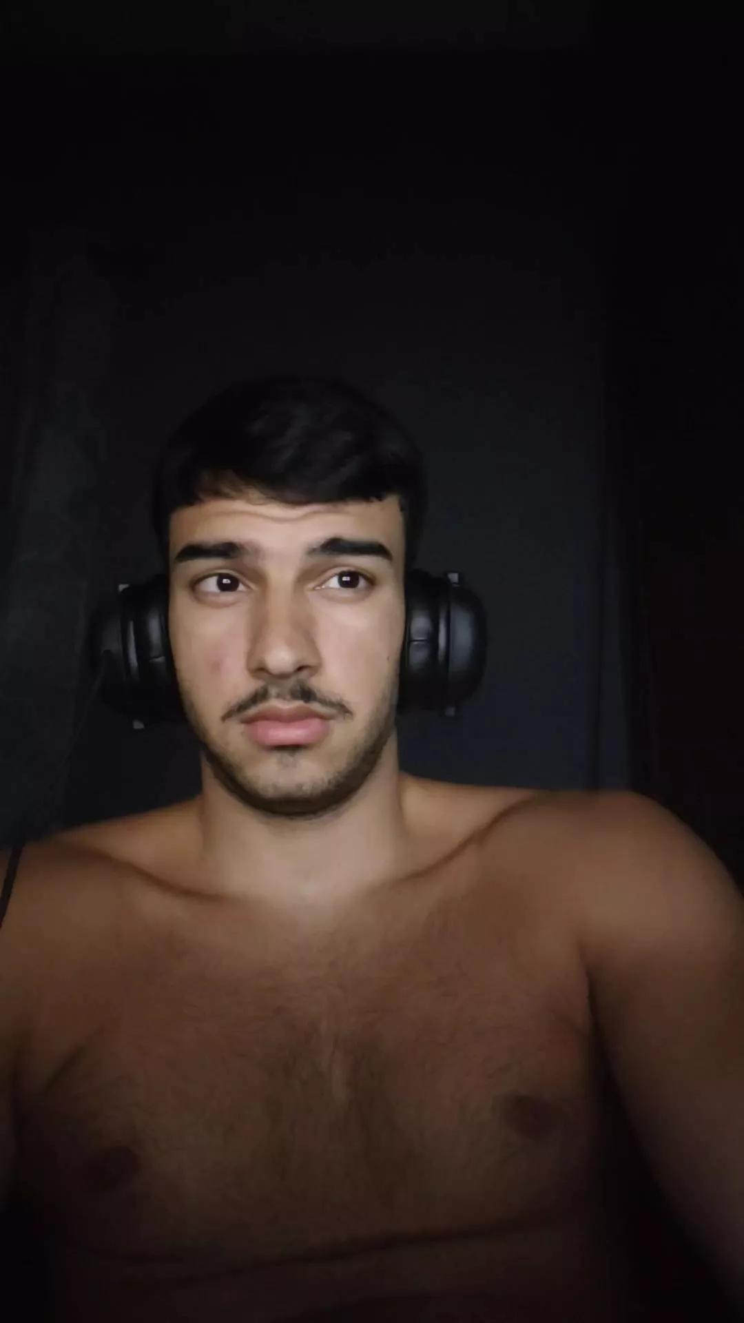 Robsonhaha webcams show profile image 