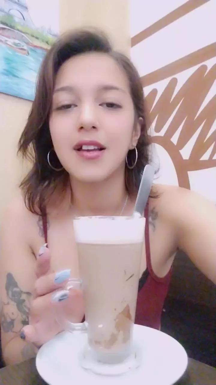 Sashmoon420 from Cam4