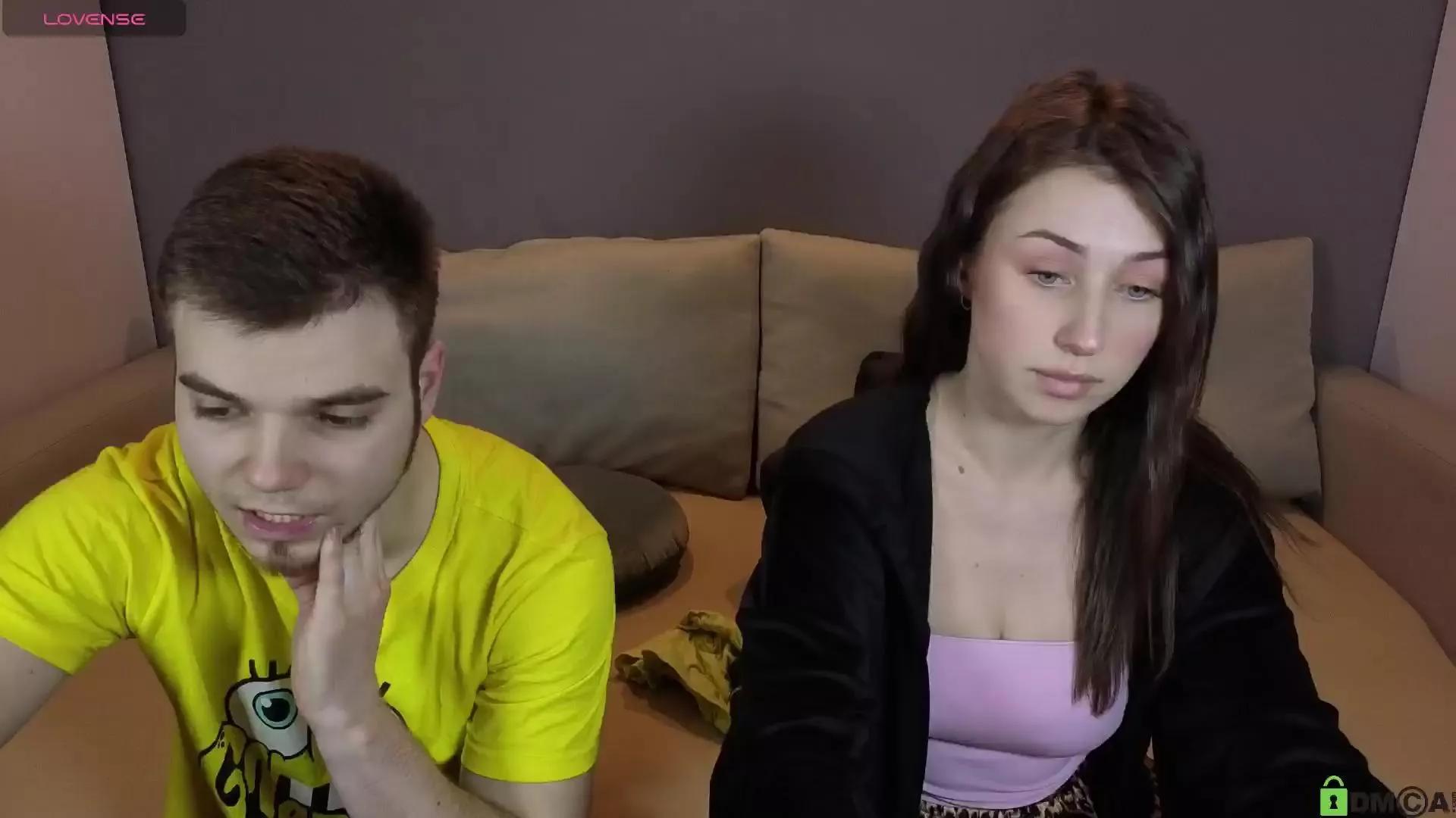 VikkiAndGeorge from Cam4