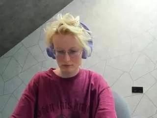 betty-smith from CamSoda