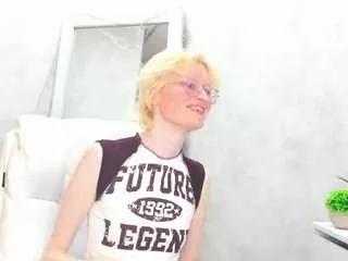 betty-smith from CamSoda