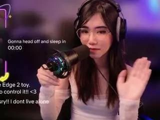 evelynnlee from CamSoda