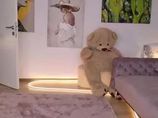 lenna-goddess from CamSoda