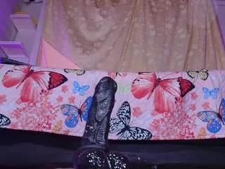 mssbombom from CamSoda