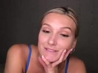 nancy-babe20 from CamSoda