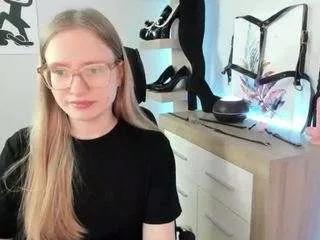nancystar on CamSoda 