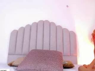nikki-angel from CamSoda