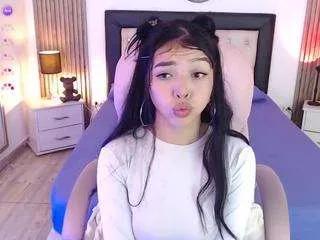 pettit-courtny from CamSoda