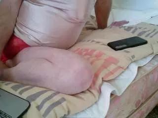sissy1ass from CamSoda