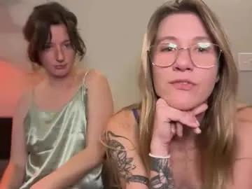 2girls1boat from Chaturbate is Freechat