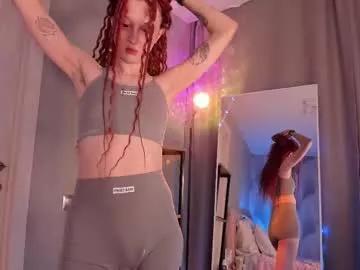 _ccrystaa_ from Chaturbate