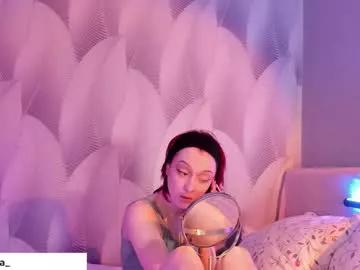_ccrystaa_ from Chaturbate