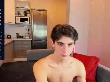aaron_bang from Chaturbate