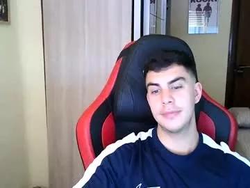 aaronlavine from Chaturbate