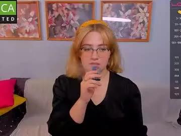 adrianne_j from Chaturbate
