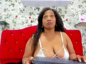 ainaebonyqueen from Chaturbate