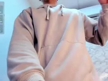 Akazaboy from Chaturbate