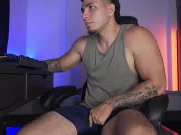 alan_muscle from Chaturbate