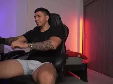 alan_muscle from Chaturbate